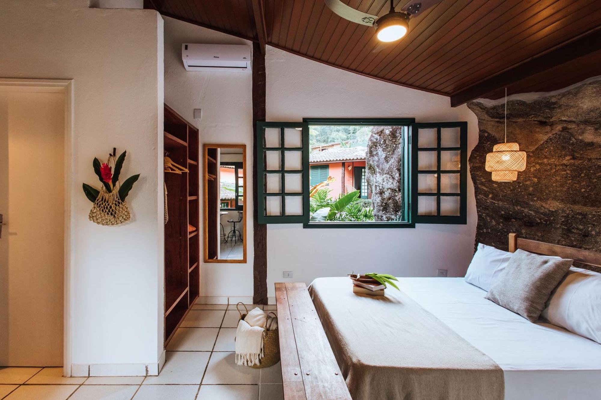 Pousada Vila Das Pedras Ilhabela Bagian luar foto